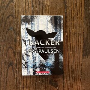 Tracker book Gary Paulsen